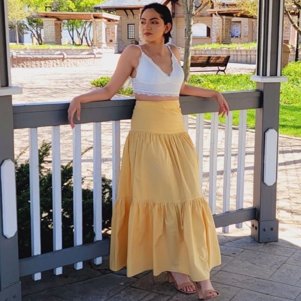 WOMEN’S YELLOW MAXI SKIRT - Picture 5 of 7